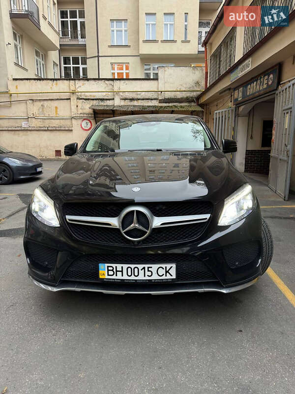 Mercedes-benz Gle-class (2015)