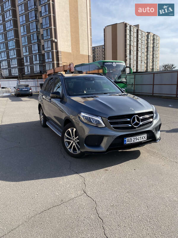 Mercedes-benz Gle-class (2017)