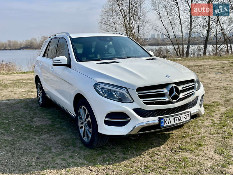 Mercedes-benz Gle-class (2015)
