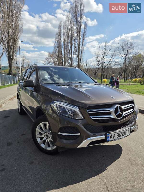 Mercedes-benz Gle-class (2017)