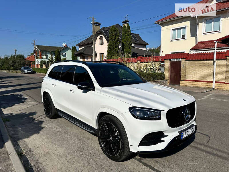Mercedes-benz Gls-class (2023)