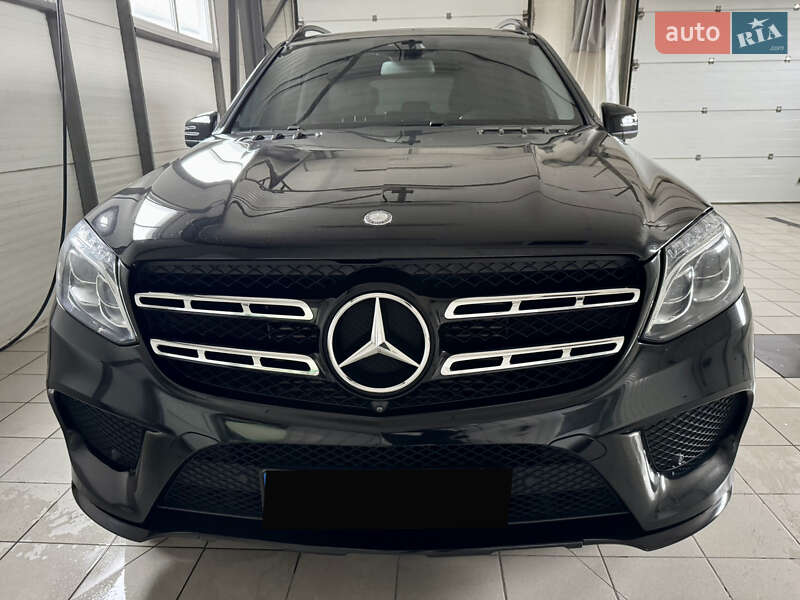Mercedes-benz Gls-class (2016)