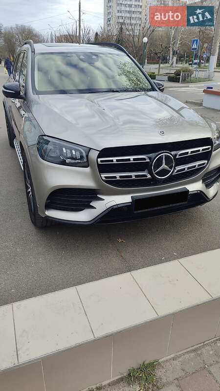 Mercedes-benz Gls-class (2023)