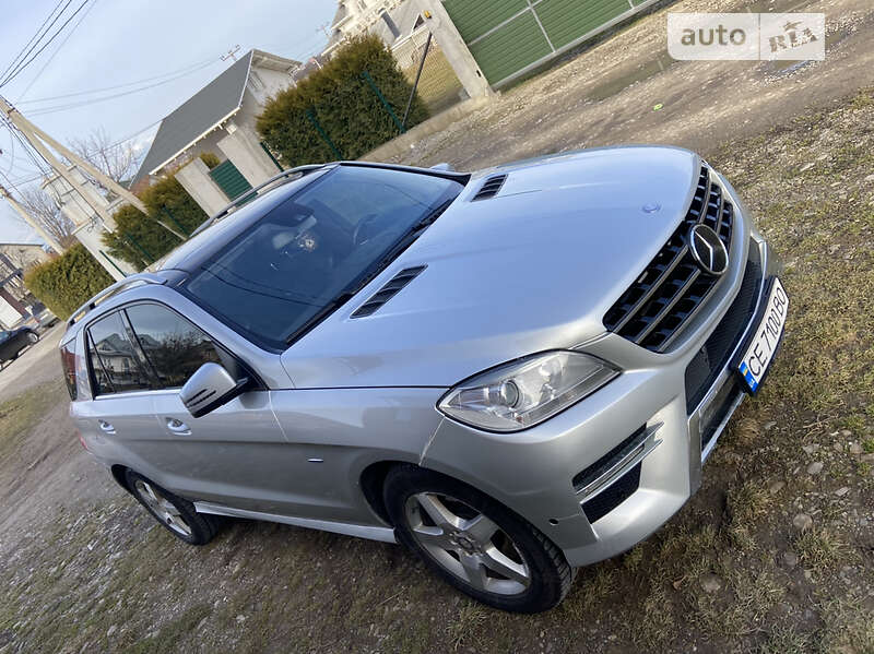 Mercedes-benz M-class (2011)
