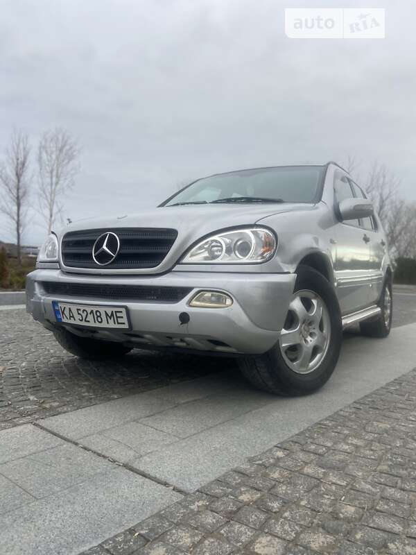 Mercedes-benz M-class (2001)