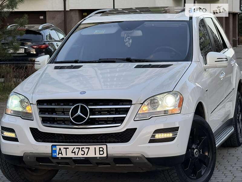 Mercedes-benz M-class (2011)