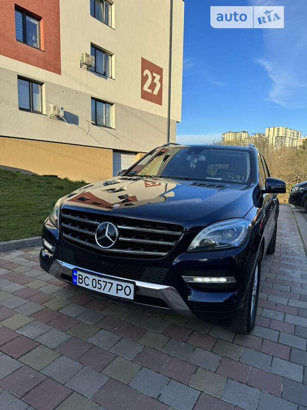 Mercedes-benz M-class (2014)