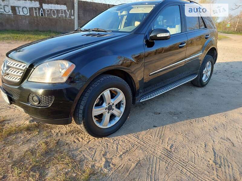 Mercedes-benz M-class (2008)