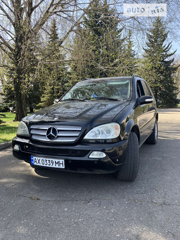 Mercedes-benz M-class (2004)