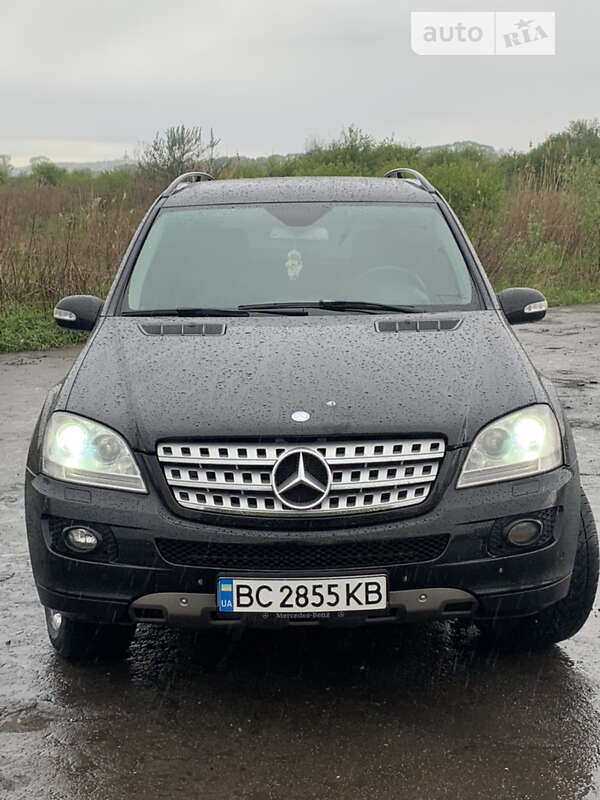 Mercedes-benz M-class (2006)