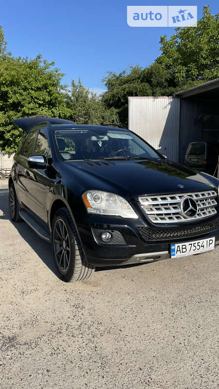 Mercedes-benz M-class (2010)