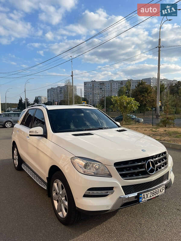 Mercedes-benz M-class (2011)