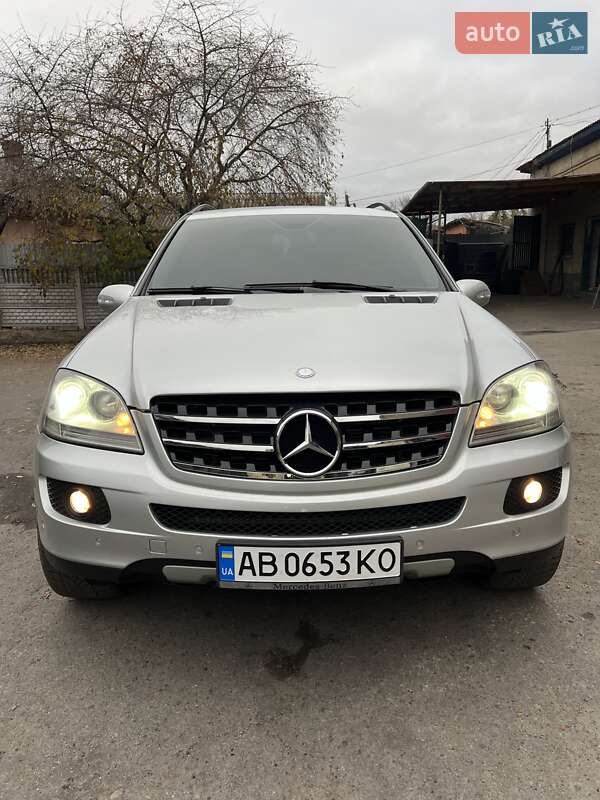 Mercedes-benz M-class (2006)