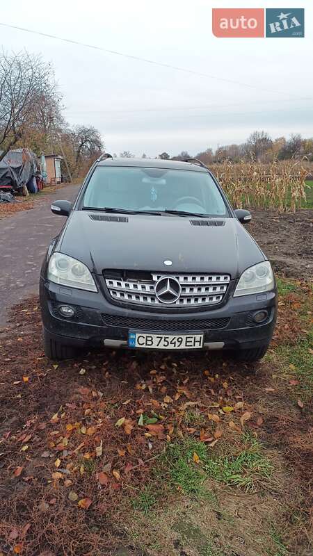 Mercedes-benz M-class (2006)