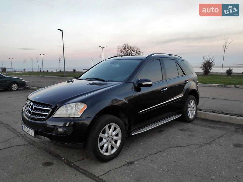 Mercedes-benz M-class (2008)