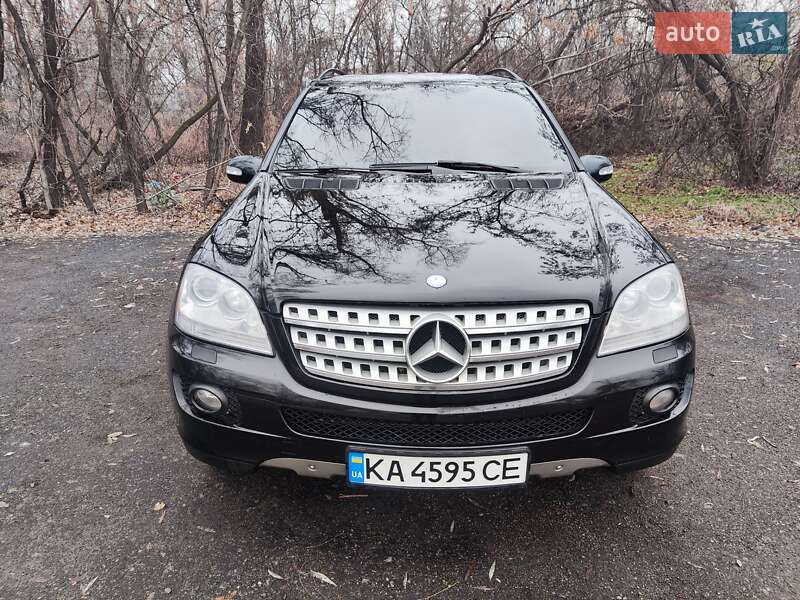 Mercedes-benz M-class (2008)