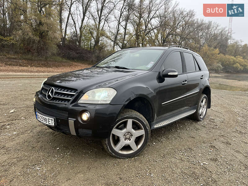 Mercedes-benz M-class (2006)
