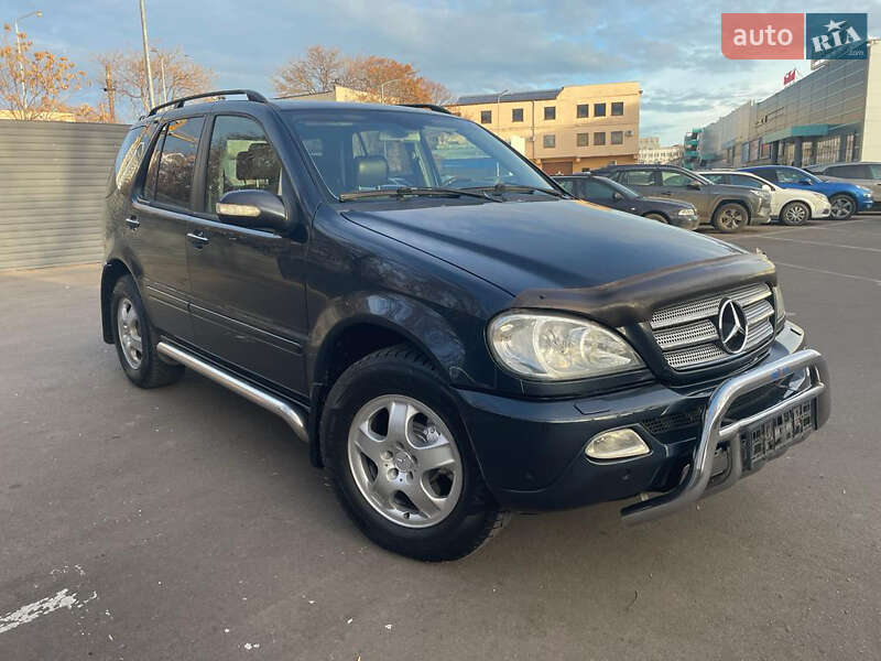 Mercedes-benz M-class (2003)