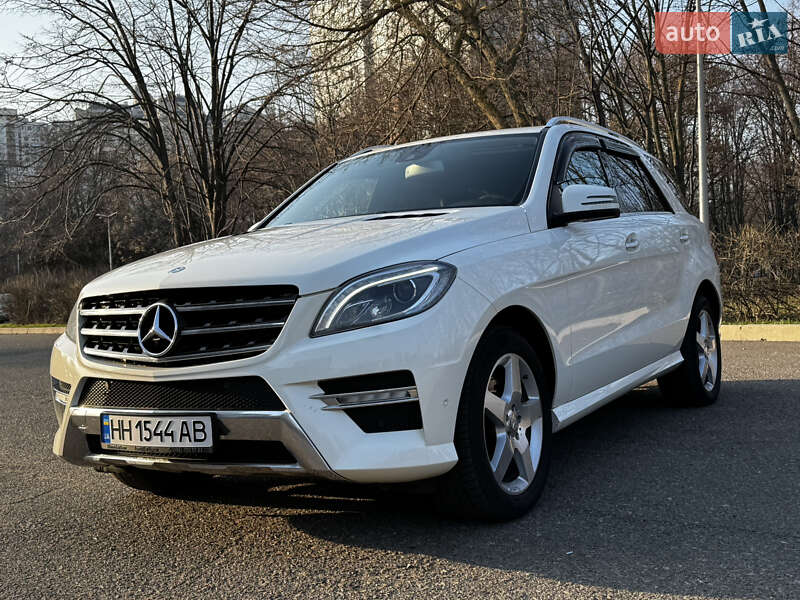 Mercedes-benz M-class (2012)