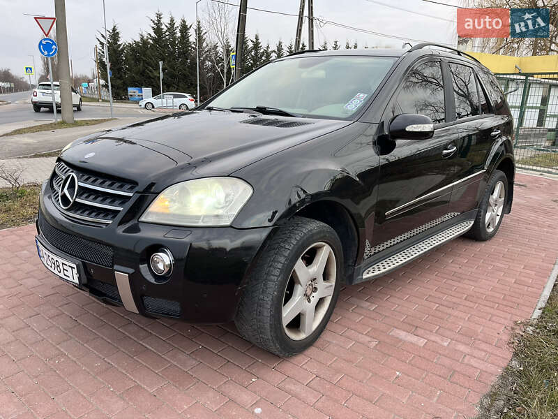 Mercedes-benz M-class (2006)
