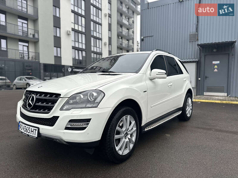 Mercedes-benz M-class (2011)