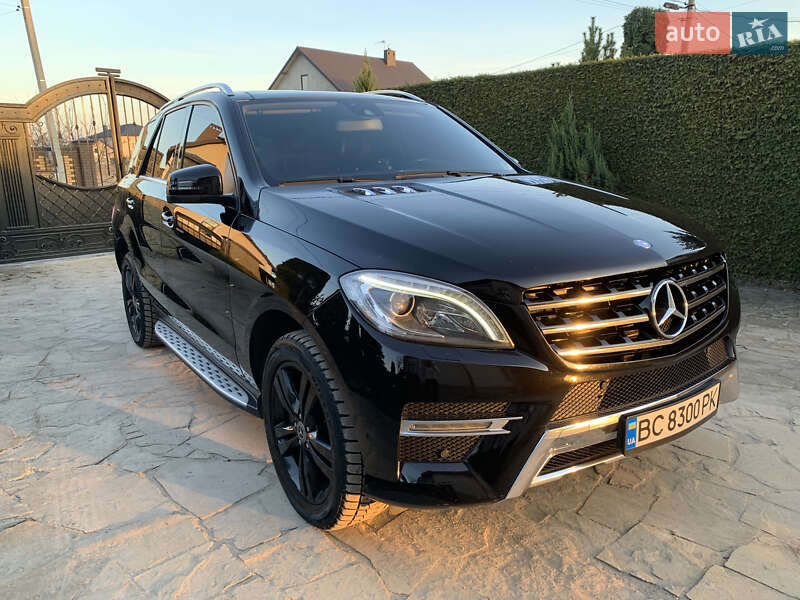 Mercedes-benz M-class (2012)