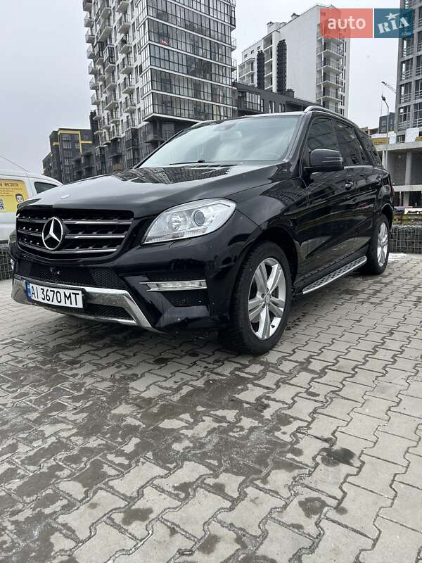 Mercedes-benz M-class (2014)