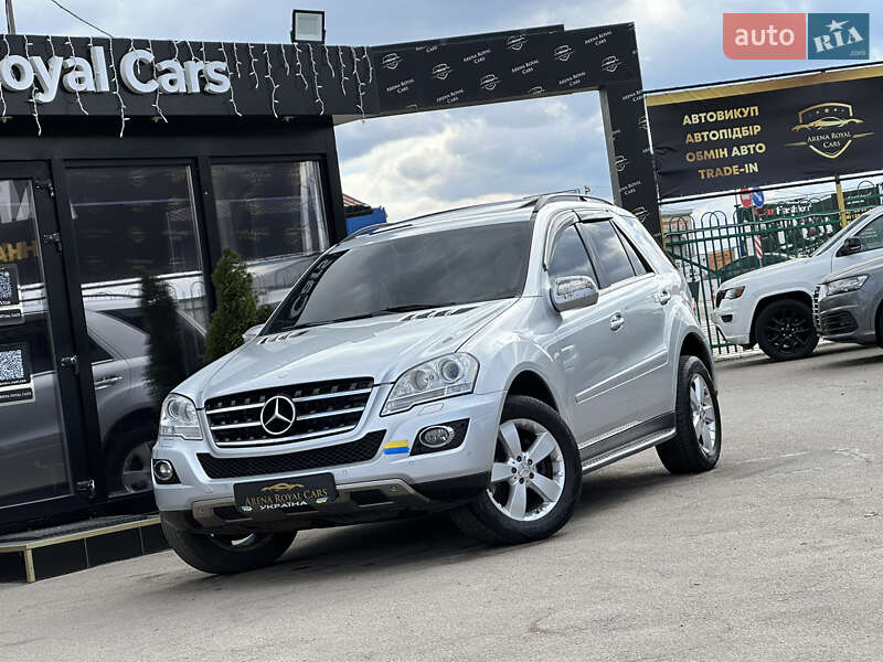 Mercedes-benz M-class (2010)