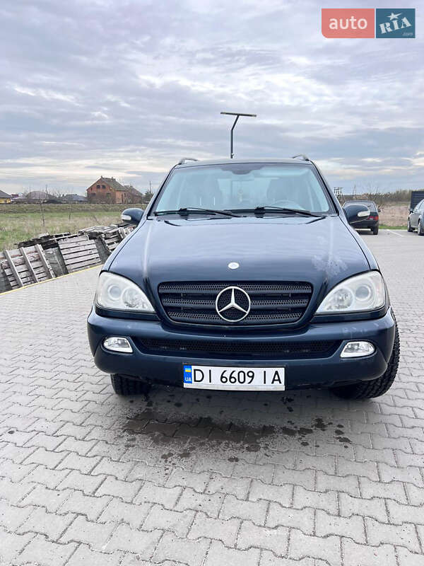 Mercedes-benz M-class (2004)
