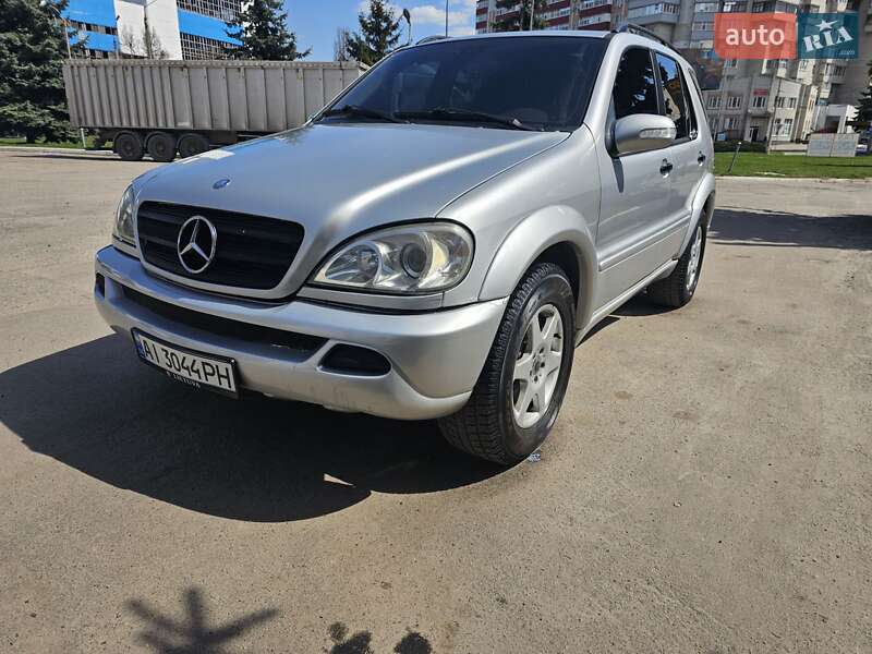 Mercedes-benz M-class (2002)
