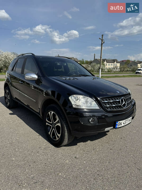 Mercedes-benz M-class (2007)
