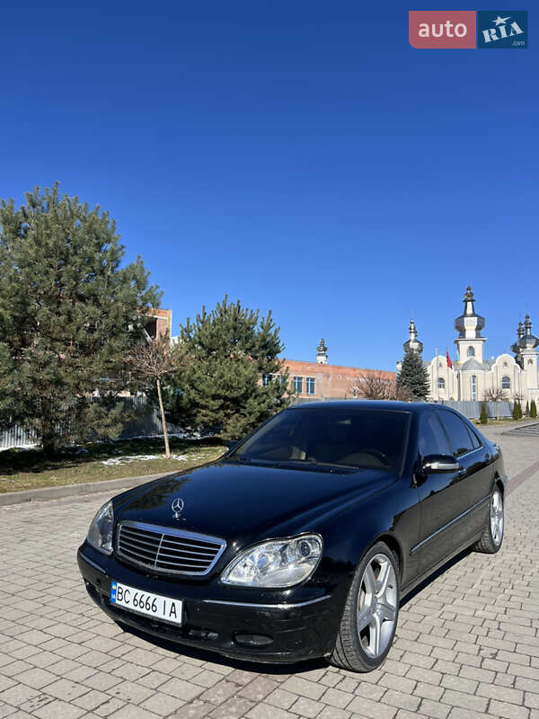 Mercedes-benz S-class (2001)