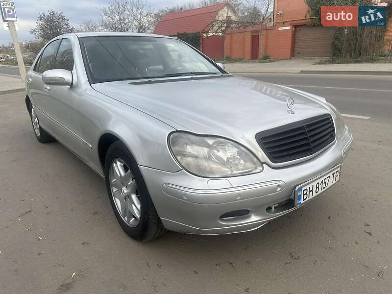 Mercedes-benz S-class (2001)