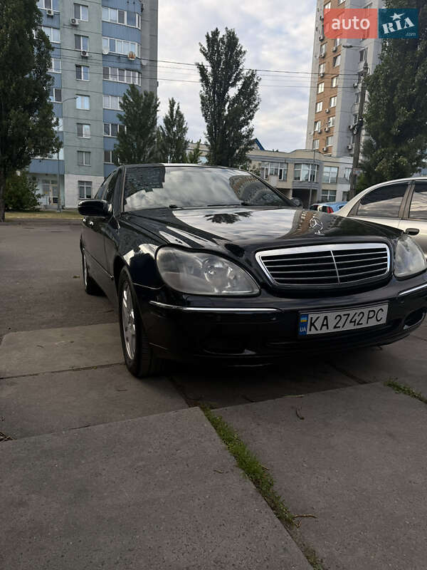 Mercedes-benz S-class (2001)