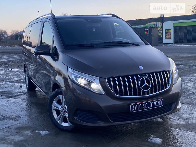 Mercedes-benz V-class (2016)