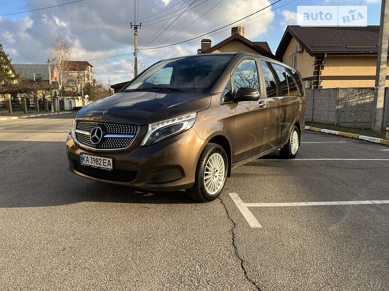 Mercedes-benz V-class (2018)