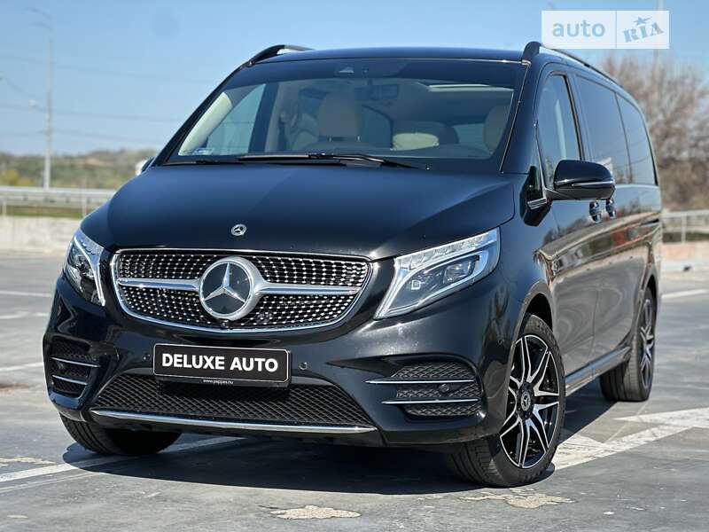 Mercedes-benz V-class (2022)