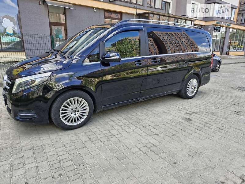 Mercedes-benz V-class (2014)