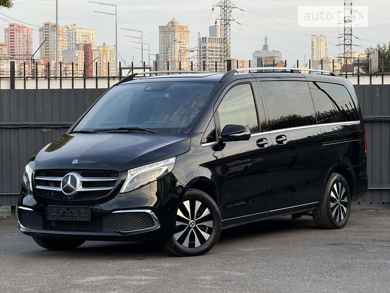 Mercedes-benz V-class (2021)