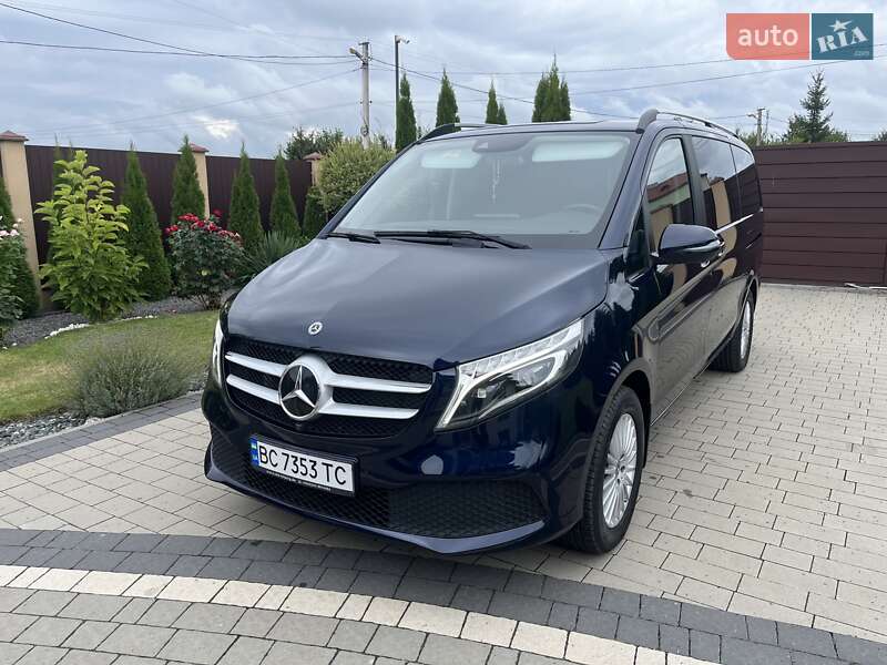 Mercedes-benz V-class (2022)