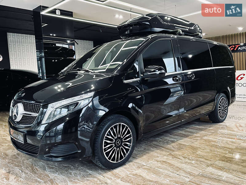 Mercedes-benz V-class (2015)