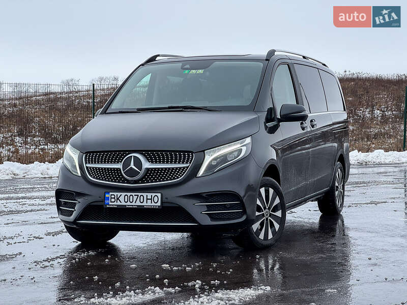 Mercedes-benz V-class (2021)
