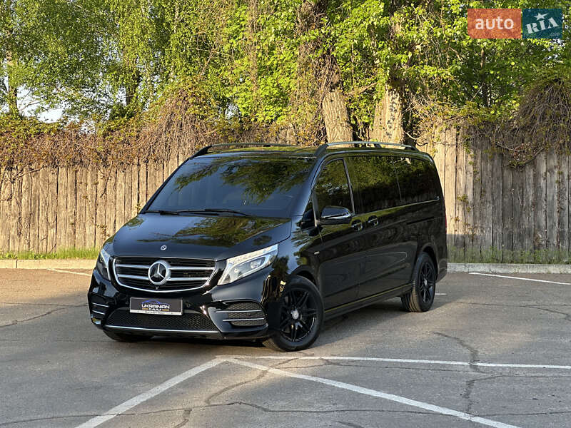 Mercedes-benz V-class (2017)