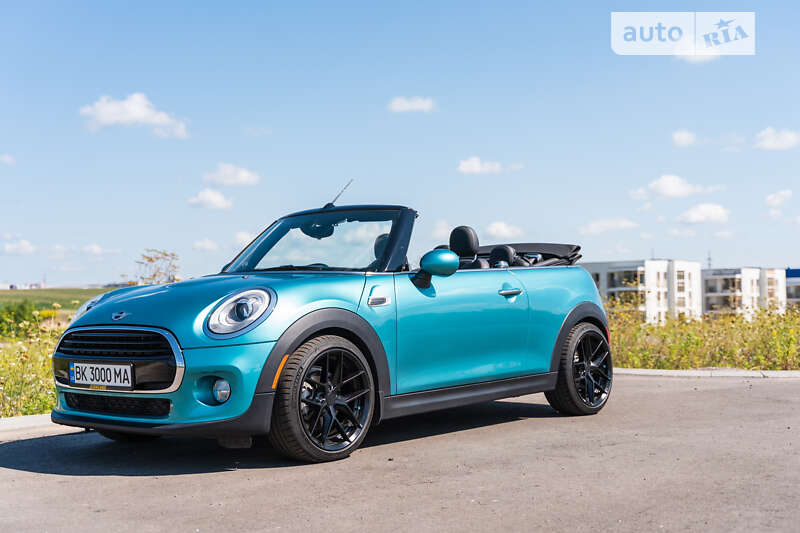 Mini Convertible (2016)