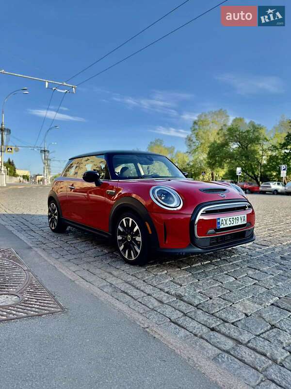Mini Cooper (2024)