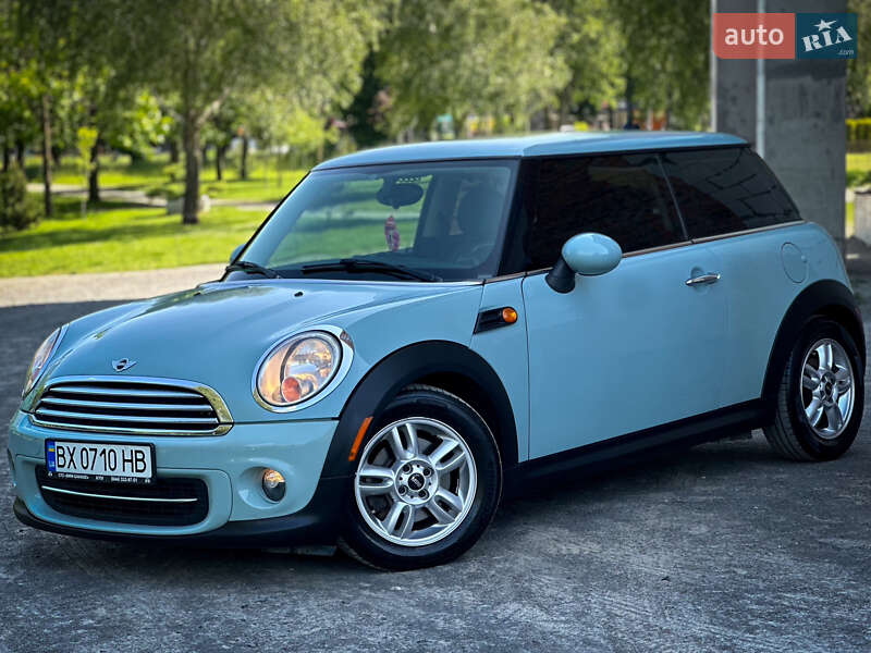Mini Cooper (2013)