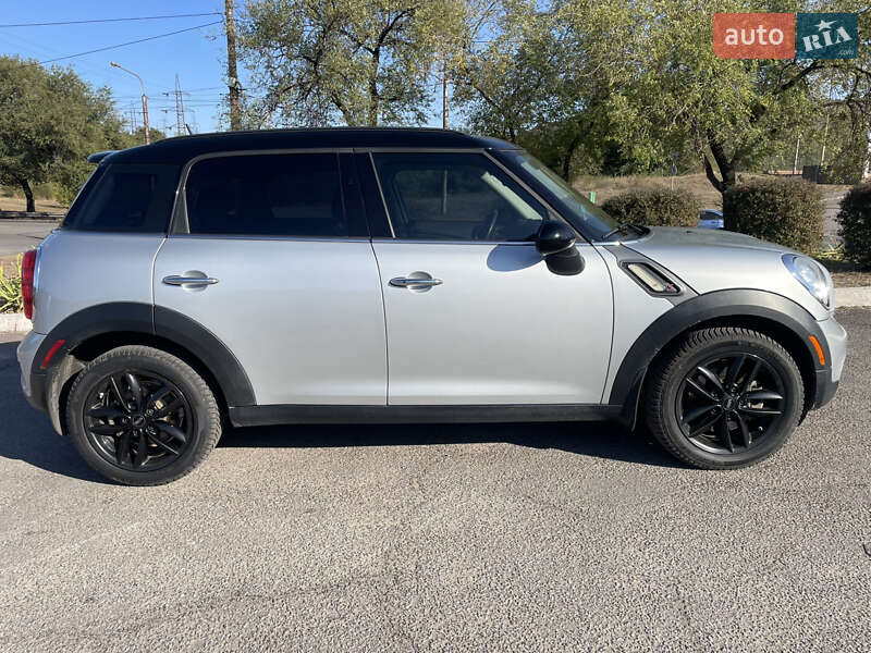 Mini Countryman (2016)