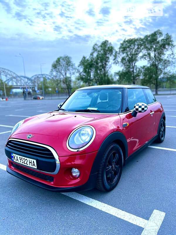 Mini Cooper (2014)