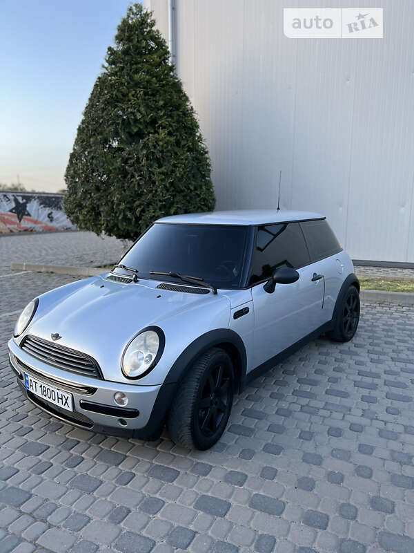 Mini One (2004)
