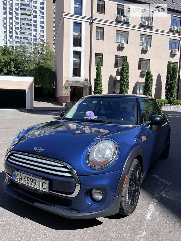 Mini Hatch (2014)